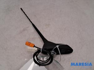 Gebruikte Antenne Citroen C3 (SX/SW) 1.2 Vti 12V PureTech Prijs € 19,99 Margeregeling aangeboden door Maresia Parts