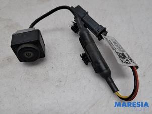 Gebruikte Achteruitrij Camera Citroen C4 Cactus (0B/0P) 1.2 PureTech 82 12V Prijs € 110,00 Margeregeling aangeboden door Maresia Parts