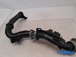 Gebruikte Intercooler Buis Peugeot Expert (V1/VA/VB/VE/VF/VT/VY) 2.0 Blue HDi 120 16V Prijs € 36,30 Inclusief btw aangeboden door Maresia Parts