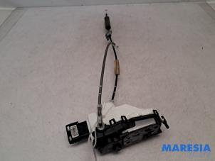 Gebruikte Deurslot Mechaniek 4Deurs links-achter Citroen C4 Cactus (0B/0P) 1.2 PureTech 82 12V Prijs € 29,95 Margeregeling aangeboden door Maresia Parts