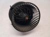 Kachel Ventilatiemotor van een Citroën C4 Cactus (0B/0P) 1.2 PureTech 82 12V 2015