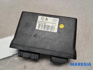 Gebruikte Computer cabriokap Peugeot 207 CC (WB) 1.6 16V THP Prijs € 160,00 Margeregeling aangeboden door Maresia Parts