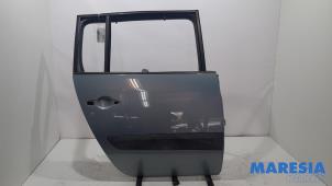 Gebruikte Deur 4Deurs rechts-achter Renault Espace (JK) 2.0 16V Prijs € 90,00 Margeregeling aangeboden door Maresia Parts