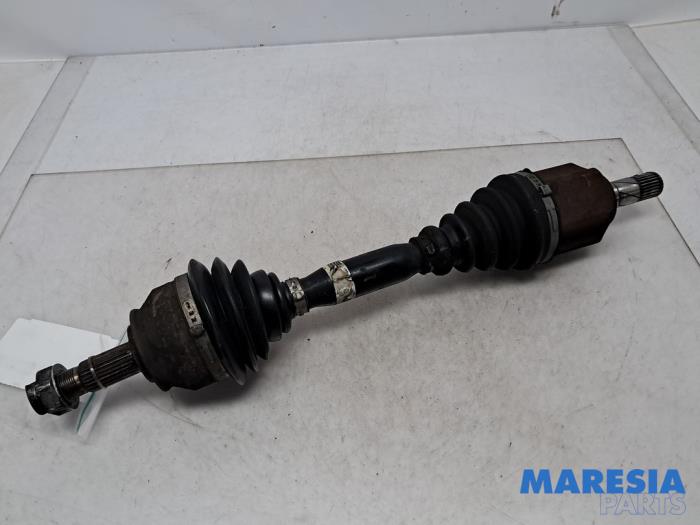 Gebruikte Steekas links-voor Fiat Doblo Cargo (263) 1.6 D Multijet Prijs € 121,00 Inclusief btw aangeboden door Maresia Parts