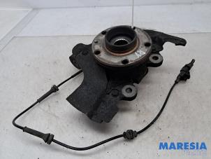 Gebruikte Asschenkel rechts-voor Fiat Doblo Cargo (263) 1.6 D Multijet Prijs € 60,50 Inclusief btw aangeboden door Maresia Parts