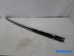 Gebruikte Dakrail set Opel Astra K Sports Tourer 1.2 Turbo 12V Prijs € 139,00 Margeregeling aangeboden door Maresia Parts