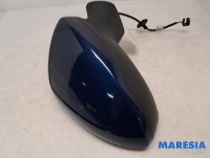 Gebruikte Spiegel Buiten rechts Opel Astra K Sports Tourer 1.2 Turbo 12V Prijs € 99,99 Margeregeling aangeboden door Maresia Parts