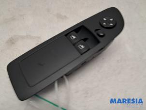 Gebruikte Combischakelaar ramen BMW 1 serie (E81) 116i 1.6 16V Prijs € 29,99 Margeregeling aangeboden door Maresia Parts