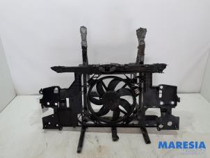 Gebruikte Frontpaneel Renault Megane III Grandtour (KZ) 1.5 dCi 110 Prijs € 85,00 Margeregeling aangeboden door Maresia Parts