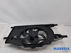 Gebruikte Koelvin Motor Renault Espace (JK) 2.0 16V Prijs € 40,00 Margeregeling aangeboden door Maresia Parts