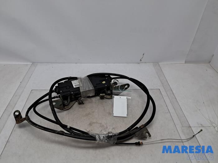 Gebruikte Handrem motor Renault Espace (JK) 2.0 16V Prijs € 325,00 Margeregeling aangeboden door Maresia Parts