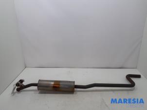 Gebruikte Uitlaat Middendemper Peugeot 5008 II (M4/MC/MJ/MR) 1.2 12V e-THP PureTech 130 Prijs € 149,99 Margeregeling aangeboden door Maresia Parts