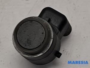 Gebruikte Sensor PDC Opel Astra K Sports Tourer 1.2 Turbo 12V Prijs € 20,00 Margeregeling aangeboden door Maresia Parts