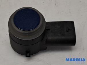 Gebruikte PDC Sensor Opel Astra K Sports Tourer 1.2 Turbo 12V Prijs € 25,00 Margeregeling aangeboden door Maresia Parts
