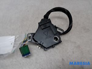 Gebruikte Standenschakelaar automaatbak Citroen C3 (SC) 1.6 16V VTi 120 Prijs € 70,00 Margeregeling aangeboden door Maresia Parts