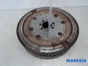 Gebruikte Vliegwiel Renault Megane III Grandtour (KZ) 1.5 dCi 110 Prijs € 125,00 Margeregeling aangeboden door Maresia Parts