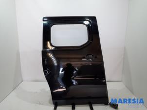 Gebruikte Schuifdeur rechts Opel Combo Life/Tour 1.5 CDTI 100 Prijs € 484,00 Inclusief btw aangeboden door Maresia Parts