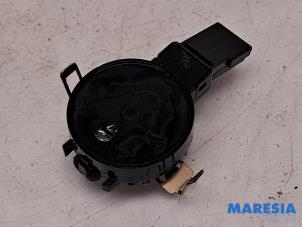 Gebruikte Sensor regen Opel Combo Life/Tour 1.5 CDTI 100 Prijs € 29,28 Inclusief btw aangeboden door Maresia Parts