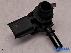 Gebruikte Sensor Remassistent Opel Combo Life/Tour 1.5 CDTI 100 Prijs € 36,30 Inclusief btw aangeboden door Maresia Parts