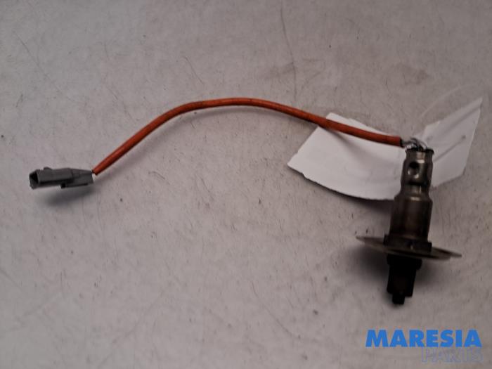 Gebruikte Lambda Sonde Renault Clio V (RJAB) 1.0 TCe 100 12V Prijs € 65,00 Margeregeling aangeboden door Maresia Parts