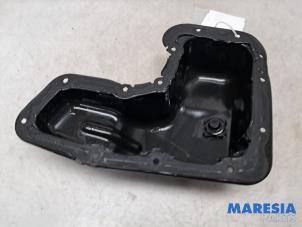 Gebruikte Carterpan Peugeot 208 I (CA/CC/CK/CL) 1.0 Vti 12V PureTech Prijs € 19,00 Margeregeling aangeboden door Maresia Parts