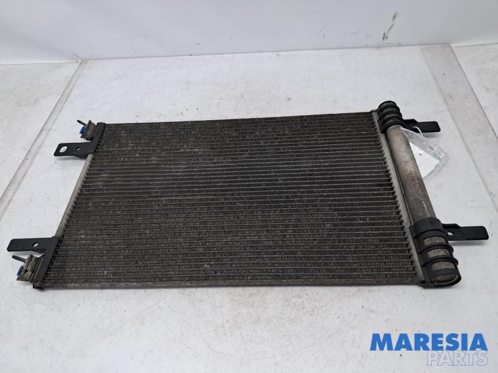 Gebruikte Airco Condensor Citroen Jumpy 2.0 Blue HDI 180 Prijs € 90,75 Inclusief btw aangeboden door Maresia Parts