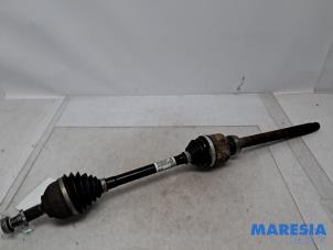 Gebruikte Homokineetas rechts-voor Citroen Jumpy 2.0 Blue HDI 180 Prijs € 211,75 Inclusief btw aangeboden door Maresia Parts