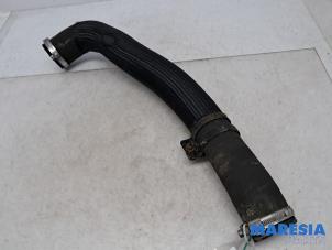 Gebruikte Intercooler Slang Citroen Jumpy 2.0 Blue HDI 180 Prijs € 35,45 Inclusief btw aangeboden door Maresia Parts