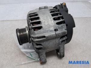 Gebruikte Dynamo Peugeot 5008 II (M4/MC/MJ/MR) 1.2 12V e-THP PureTech 130 Prijs € 99,95 Margeregeling aangeboden door Maresia Parts