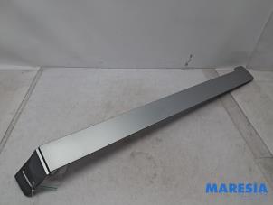 Gebruikte Sierstrip Citroen Jumpy 2.0 Blue HDI 180 Prijs € 96,79 Inclusief btw aangeboden door Maresia Parts