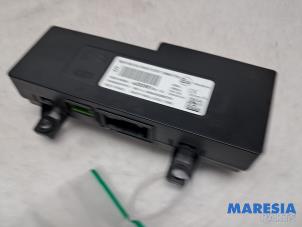 Gebruikte Telefoon Module Citroen Jumpy 2.0 Blue HDI 180 Prijs € 48,34 Inclusief btw aangeboden door Maresia Parts