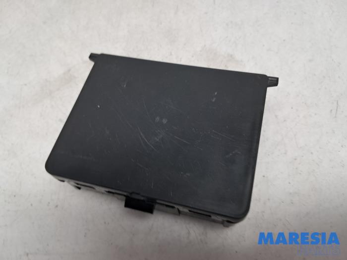 Computer Kachel van een Citroën Jumpy 2.0 Blue HDI 180 2019