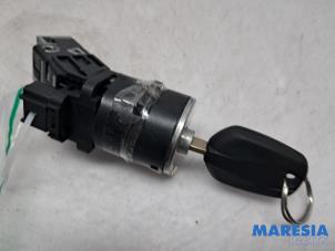 Gebruikte Kontaktslot + Sleutel Citroen Jumpy 2.0 Blue HDI 180 Prijs € 36,29 Inclusief btw aangeboden door Maresia Parts