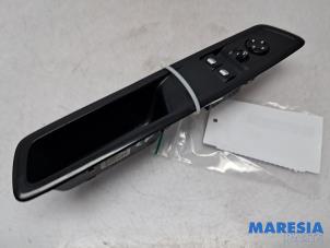 Gebruikte Combischakelaar ramen Citroen Jumpy 2.0 Blue HDI 180 Prijs € 48,39 Inclusief btw aangeboden door Maresia Parts