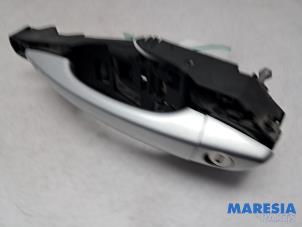 Gebruikte Deurgreep 2Deurs links Citroen Jumpy 2.0 Blue HDI 180 Prijs € 48,40 Inclusief btw aangeboden door Maresia Parts