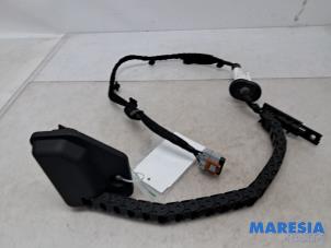 Gebruikte Bedrading Compleet Elektrisch Opel Combo Cargo 1.5 CDTI 100 Prijs € 48,40 Inclusief btw aangeboden door Maresia Parts