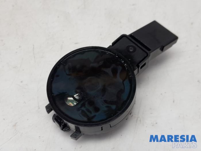Gebruikte Regensensor Opel Combo Cargo 1.5 CDTI 100 Prijs € 29,28 Inclusief btw aangeboden door Maresia Parts