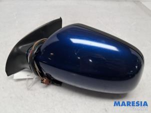 Gebruikte Spiegel Buiten links Peugeot 307 CC (3B) 2.0 16V Prijs € 54,99 Margeregeling aangeboden door Maresia Parts