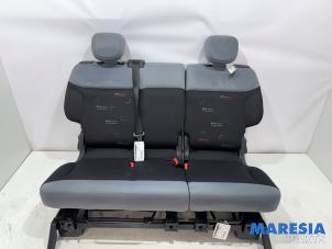 Gebruikte Achterbank Fiat 500L (199) 0.9 TwinAir Turbo 105 Prijs € 199,99 Margeregeling aangeboden door Maresia Parts