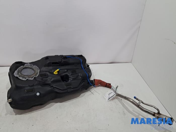 Gebruikte Brandstoftank Alfa Romeo Tonale 1.5 T Hybrid Prijs € 350,00 Margeregeling aangeboden door Maresia Parts