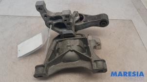 Gebruikte Motorsteun Opel Vivaro 2.0 CDTI 122 Prijs € 48,34 Inclusief btw aangeboden door Maresia Parts