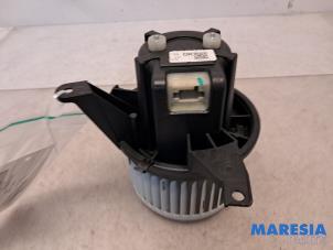 Gebruikte Chaufage Ventilatiemotor Alfa Romeo Tonale 1.5 T Hybrid Prijs € 50,00 Margeregeling aangeboden door Maresia Parts