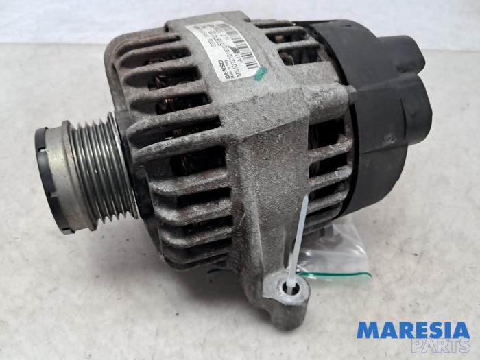 Gebruikte Dynamo Fiat 500L (199) 0.9 TwinAir Turbo 105 Prijs € 49,50 Margeregeling aangeboden door Maresia Parts