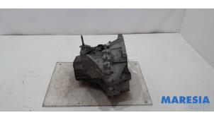 Gebruikte Automaatbak Peugeot 3008 I (0U/HU) 2.0 HYbrid4 16V Prijs € 399,00 Margeregeling aangeboden door Maresia Parts