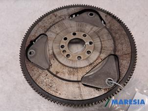 Gebruikte Starterkrans Peugeot 307 CC (3B) 2.0 16V Prijs € 50,00 Margeregeling aangeboden door Maresia Parts