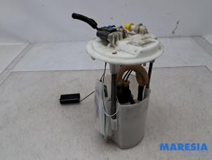 Gebruikte Brandstofpomp Elektrisch Renault Trafic (1FL/2FL/3FL/4FL) 1.6 dCi 95 Prijs € 90,75 Inclusief btw aangeboden door Maresia Parts