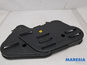 Gebruikte Distributiedeksel Citroen Jumper (U9) 2.2 HDi 130 Prijs € 36,30 Inclusief btw aangeboden door Maresia Parts