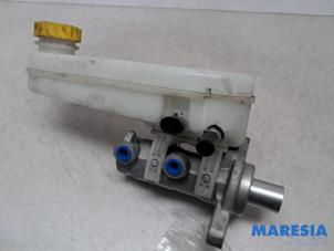 Gebruikte Hoofdremcilinder Citroen Jumper (U9) 2.2 HDi 130 Prijs € 36,30 Inclusief btw aangeboden door Maresia Parts