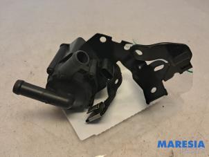 Gebruikte Waterpomp Citroen DS3 (SA) 1.6 16V VTS THP 155 Prijs € 74,99 Margeregeling aangeboden door Maresia Parts