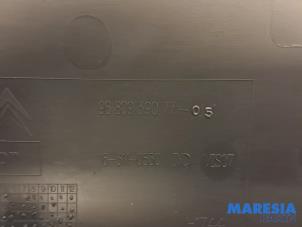 Gebruikte Display Interieur Citroen Berlingo Cinqspace, Multispace 1.6 VTi 95 16V Prijs € 35,00 Margeregeling aangeboden door Maresia Parts